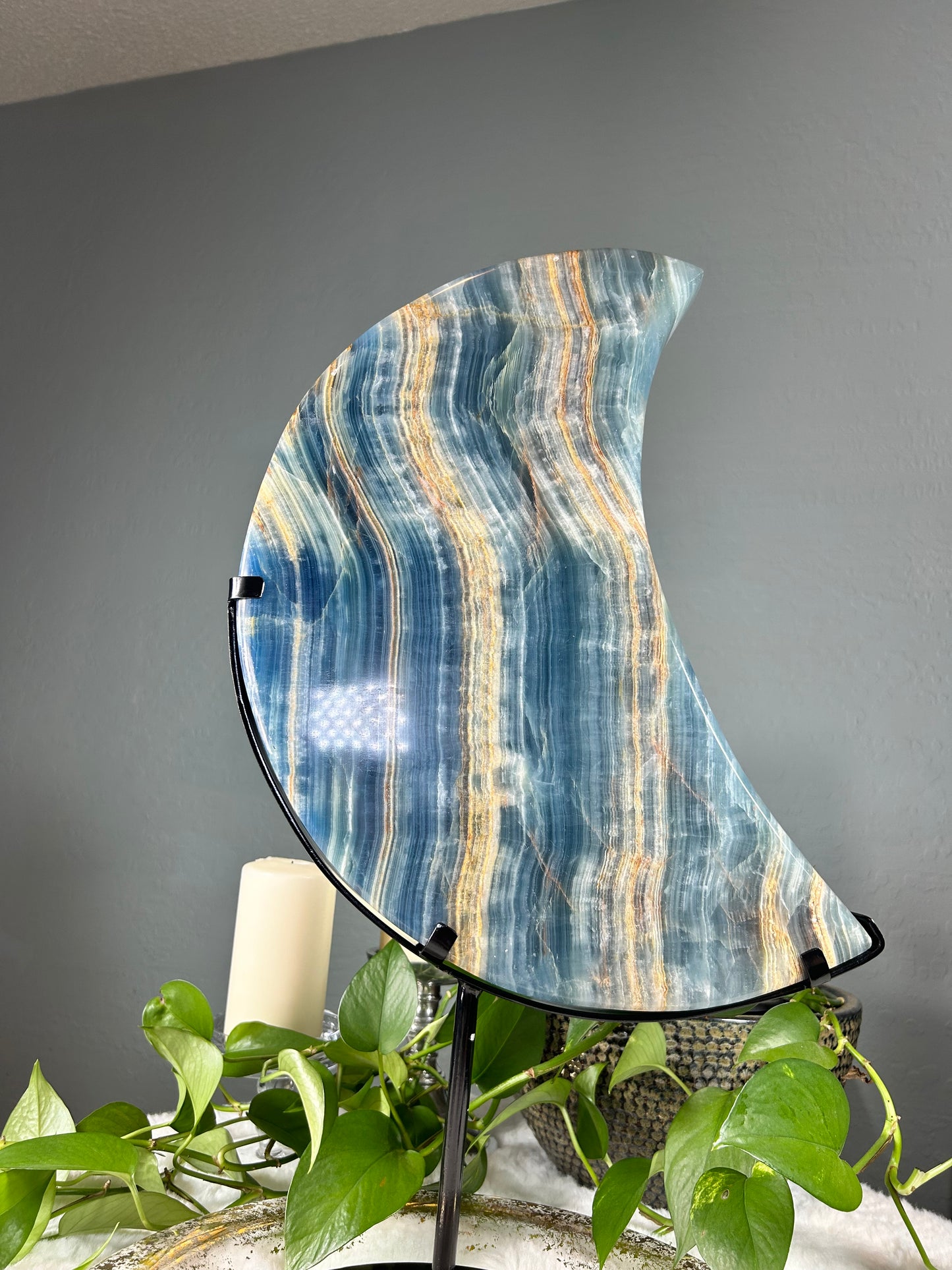 XX-large high quality banded blue onyx crystal moon with custom stand - 33.035 pounds (22.5in x 16in x 2in)