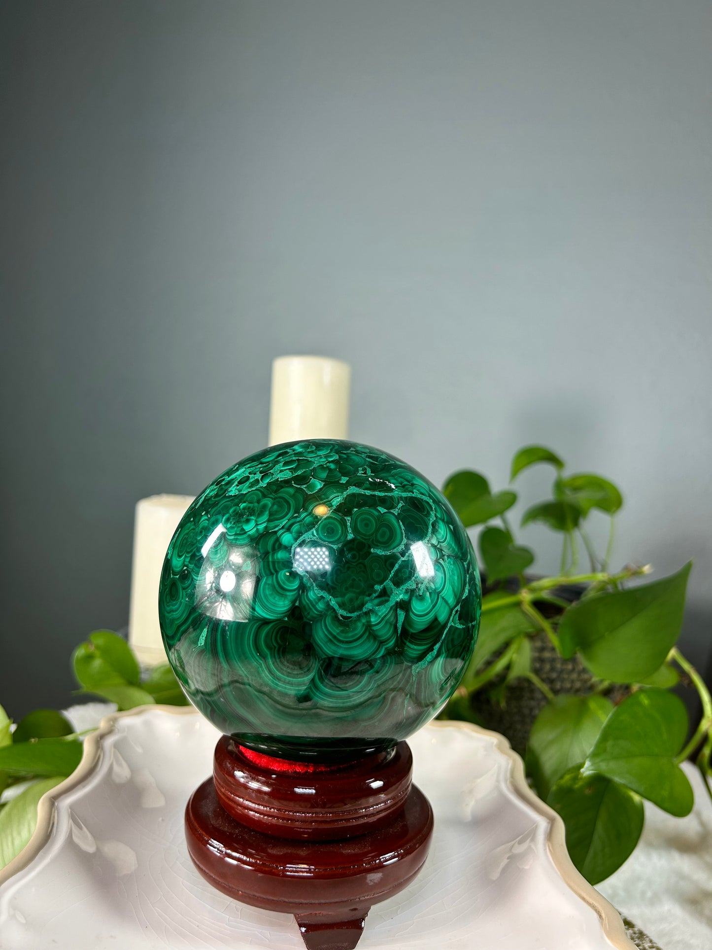 X-Large polished high quality 100% natural malachite sphere with gorgeous banding all around - 7 pounds (5.5 inches wide)
