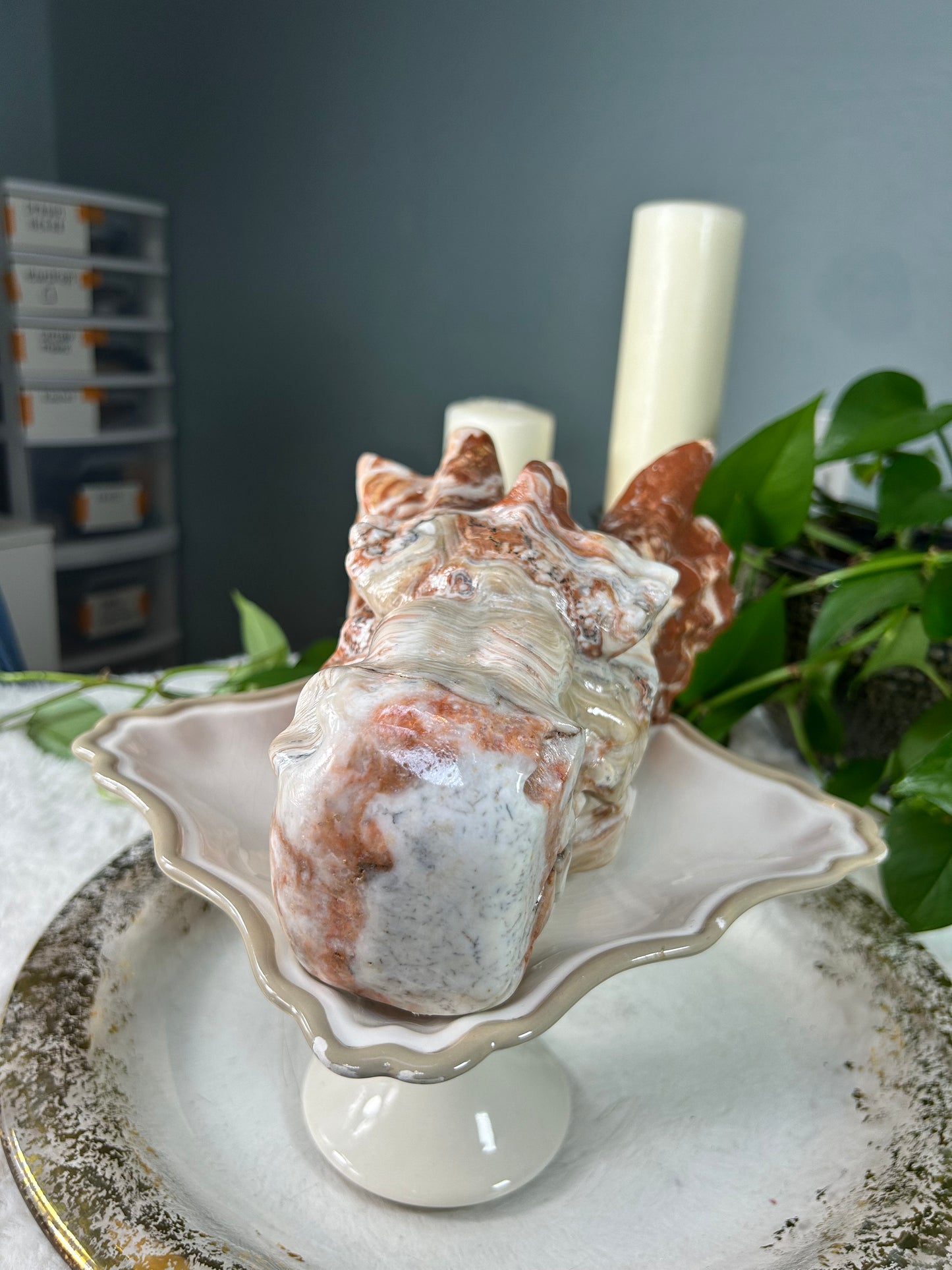 X-large amber calcite dragon head - 8.605 pounds (9.5in x 6.5in x 4in)