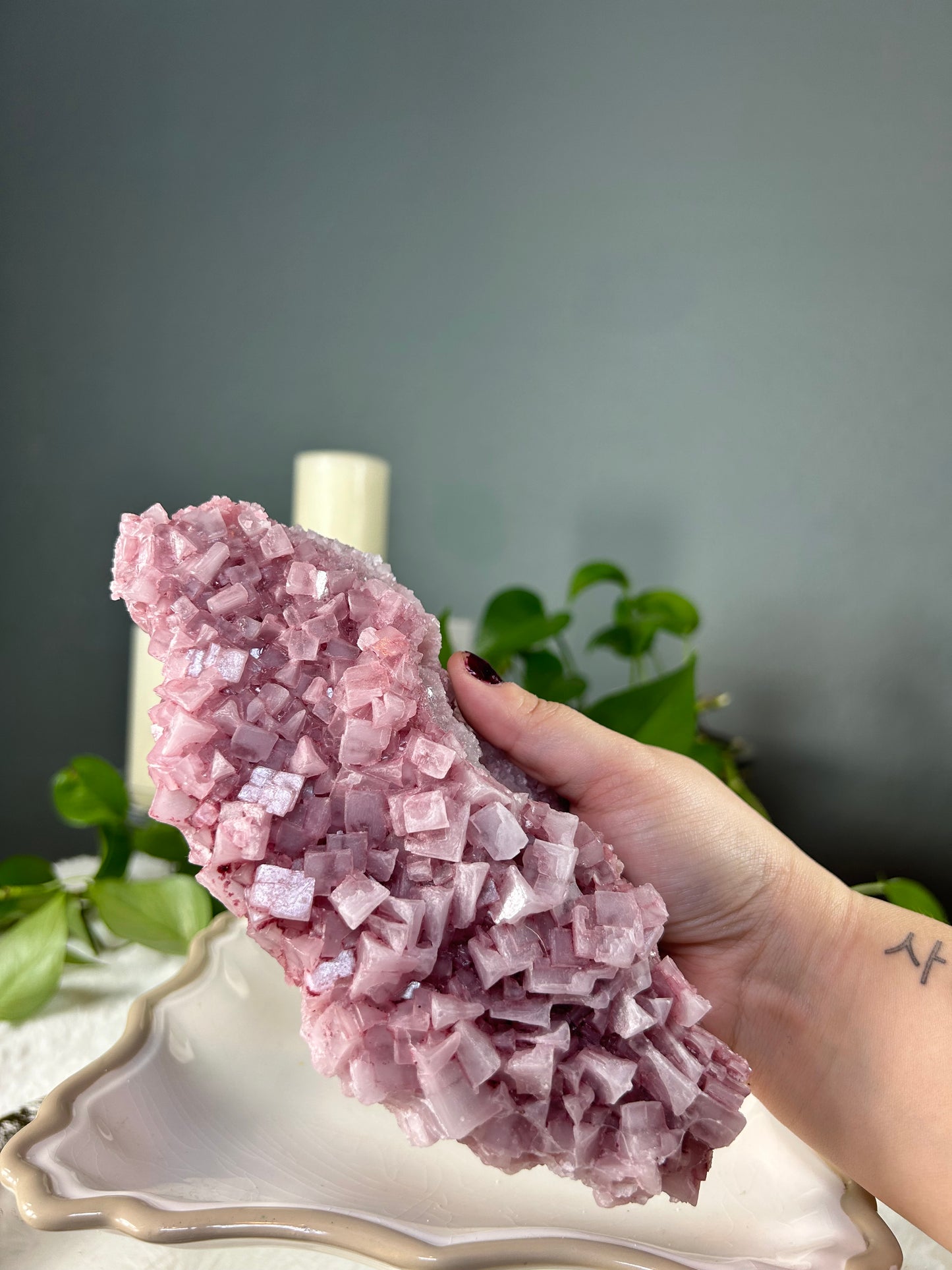 Large pink halite raw specimen - 1.090 pounds (7.5in x 3in x 4in)