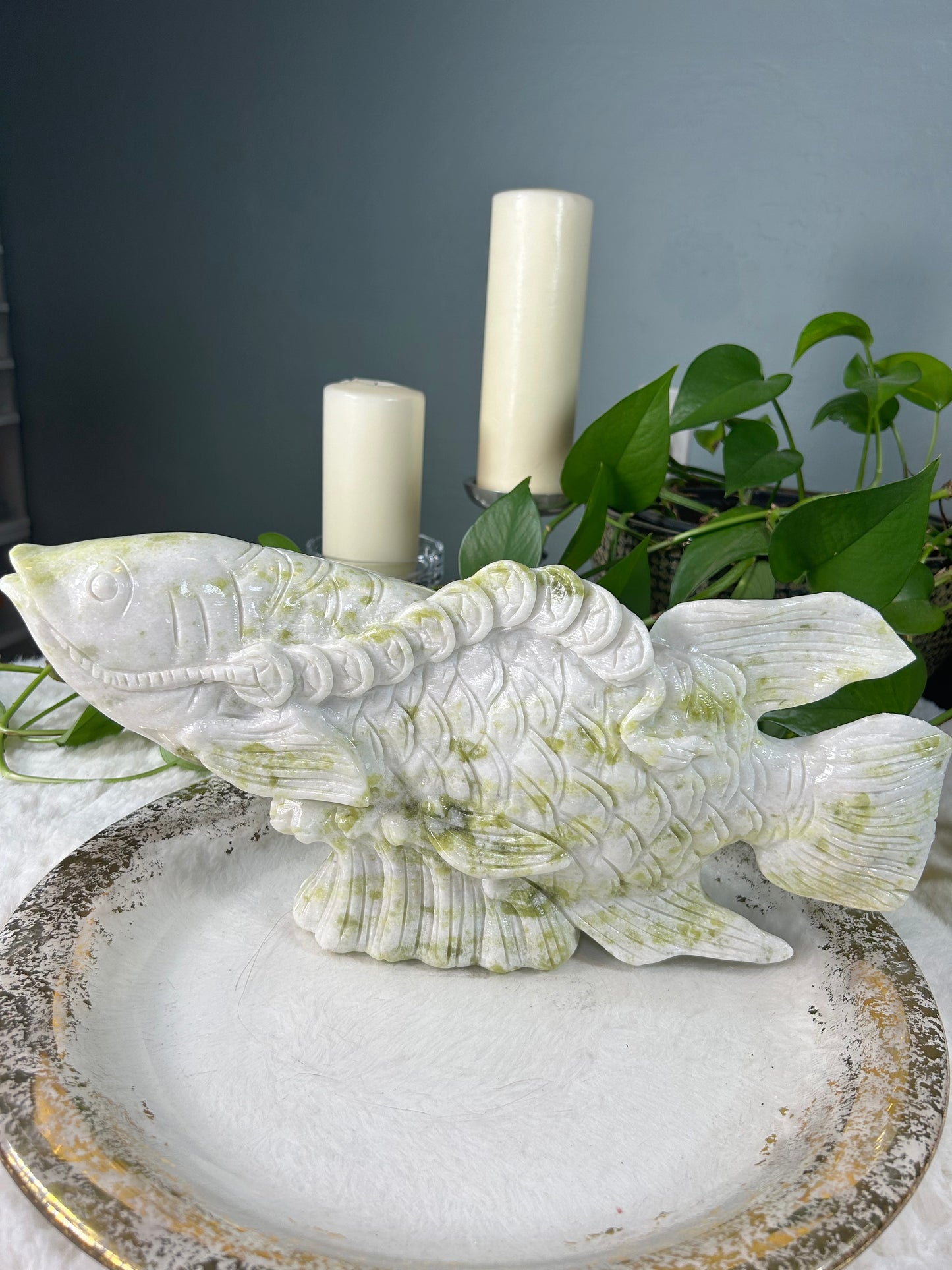 XX-Large lemon jade lucky money goldfish crystal carving with money coins for prosperity - 11.870 pounds (15.5in x 7in x 3in)