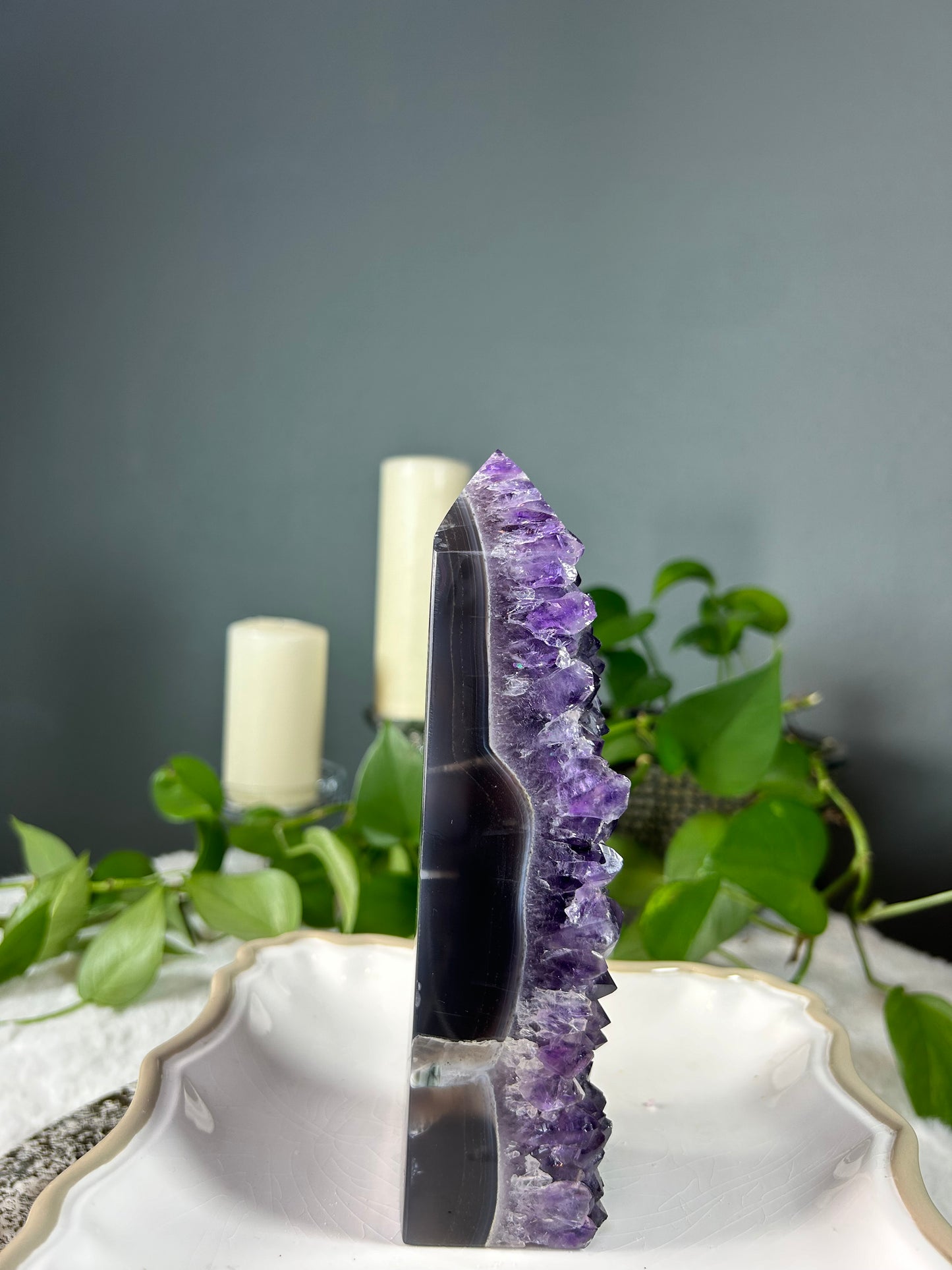 Large 100% natural purple amethyst x orca agate geode/raw cluster tower/point - 2.215 pounds (2.5in x 7.5in x 2in)