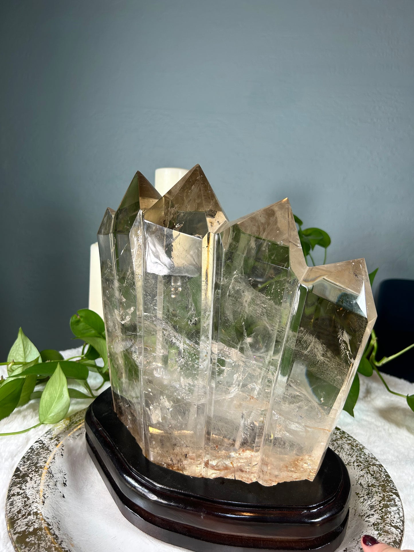 XX-large 5 point 100-% natural smoky quartz tower with custom stand - gorgeous clarity and rainbows - 21.715 pounds (12in x 13in x 6in)