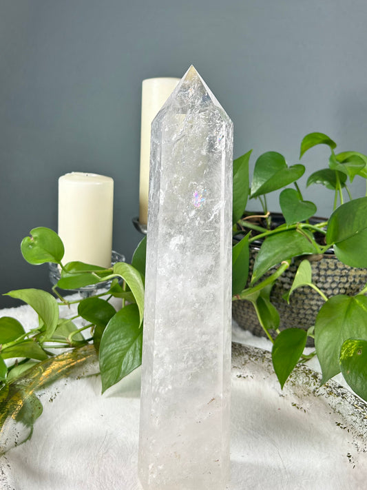 X-Large gorgeous quality and clarity clear quartz crystal tower point with many rainbows - 5.29 pounds (3.5in x 13.5in x 2in)