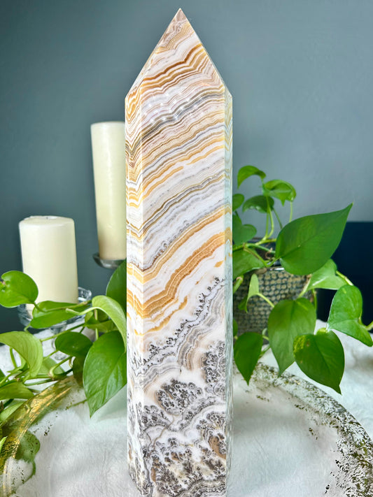 XX-large THICK/WIDE banded yellow calcite with dendritic crystal tower- 15.1 pounds (4in x 17in x 4in)